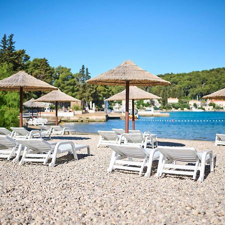 Aminess Planet Camping Holiday Homes Port9 Korcula Town Bagian luar foto